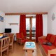 s�sz�ll�s: Le Crystal residence